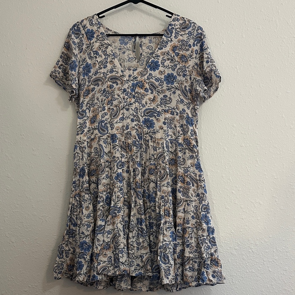 Floral V-Neck Short Sleeve Dress